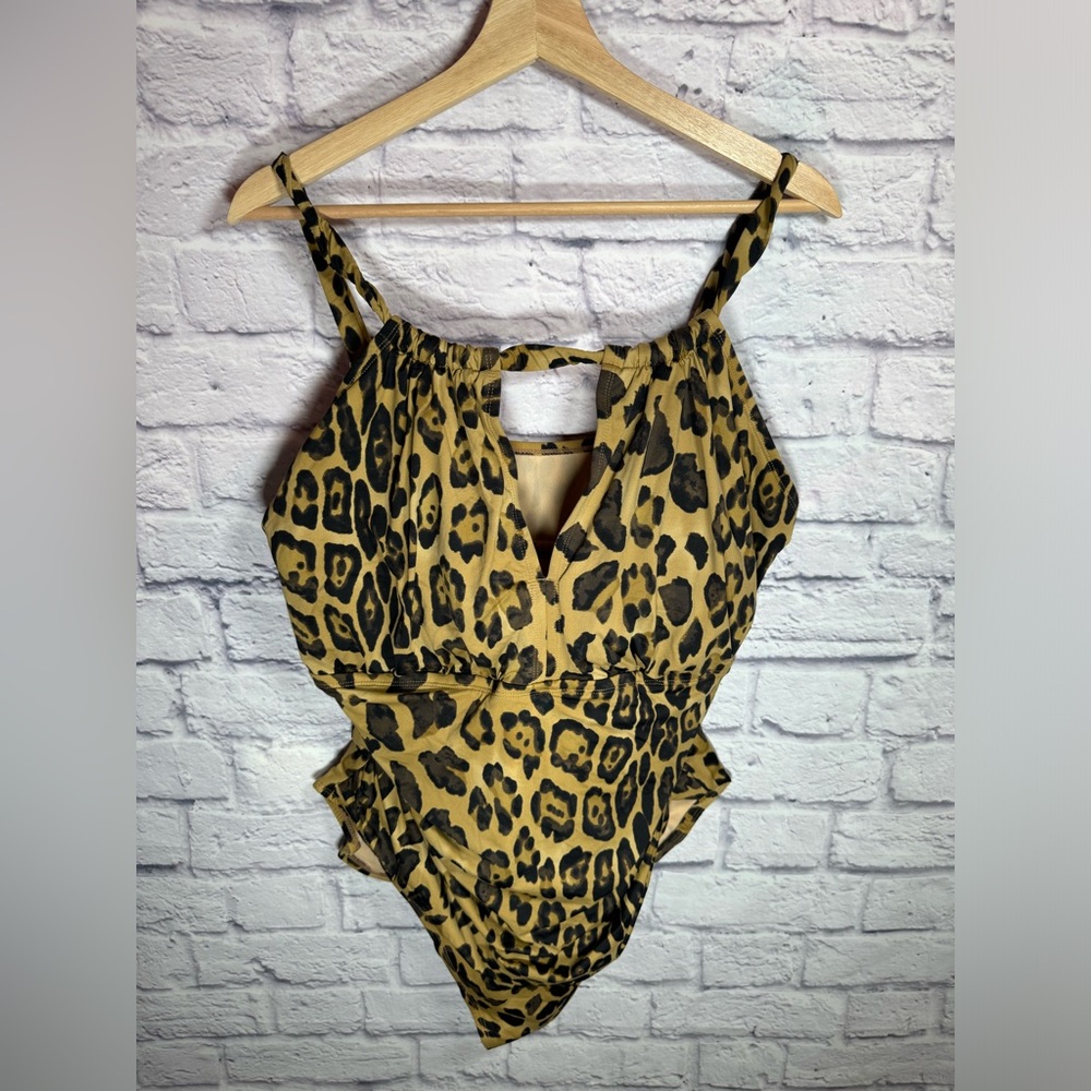 Lauren Ralph Lauren brown cheetah print one piece bathing suit women’s size 22W‎